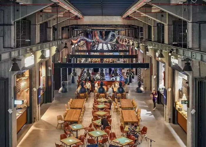 Via Deluxe Apartman *